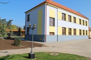 Obecná knižnica Voderady - v nových priestoroch 1